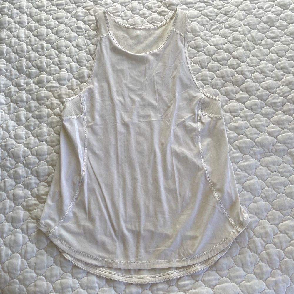 lululemon Active Tank Top in White Size 4